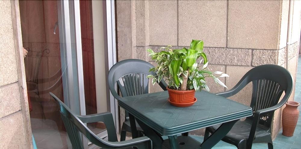 Sicilia Home B&B Catania Bagian luar foto