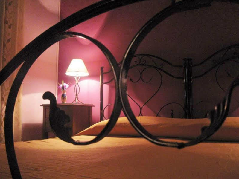 Sicilia Home B&B Catania Bagian luar foto