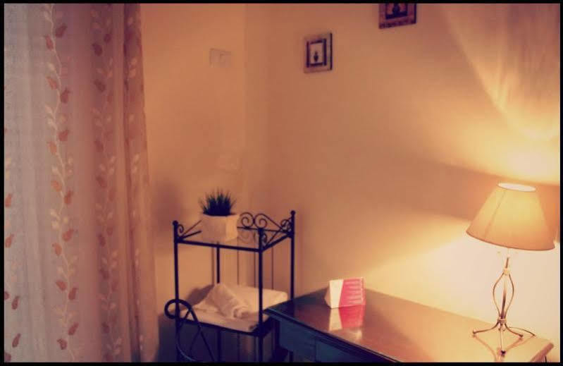 Sicilia Home B&B Catania Bagian luar foto